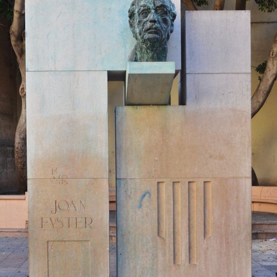 Joan Fuster Memorial in Sueca