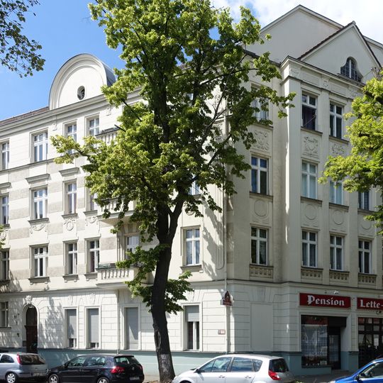 Mietshaus Provinzstraße 113 & 114