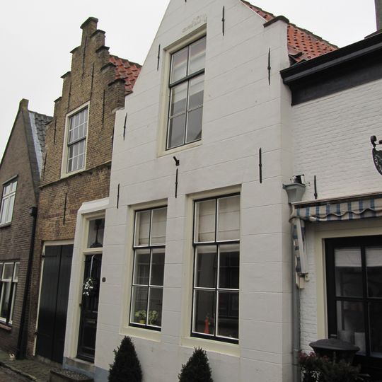 Kerkstraat 12, Goedereede