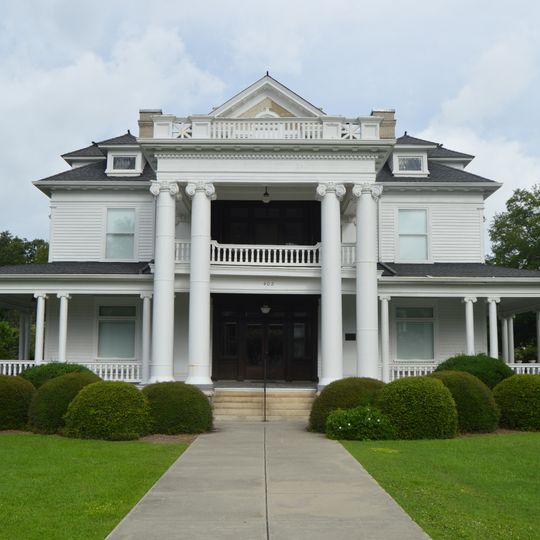 Kenneth L. Howard House