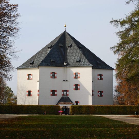 Letohrádek Hvězda, obora a bojiště Bílá Hora