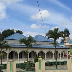 Kubang Putih Grand Mosque