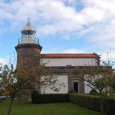 Faro de Tazones