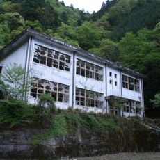 Kamikitayama Village Higashinokawa Elementary and Junior High School