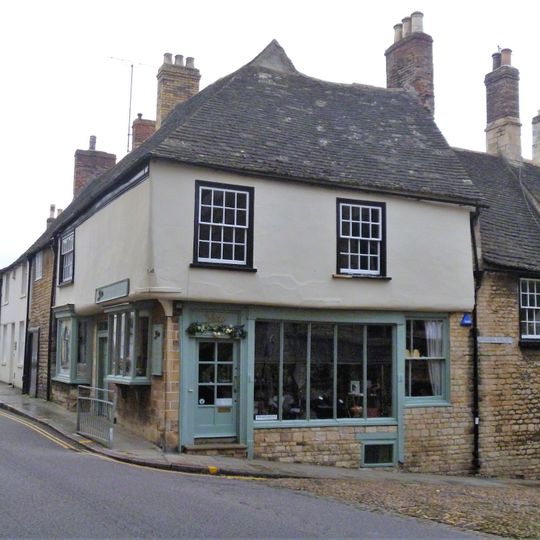 30, St Mary's Street