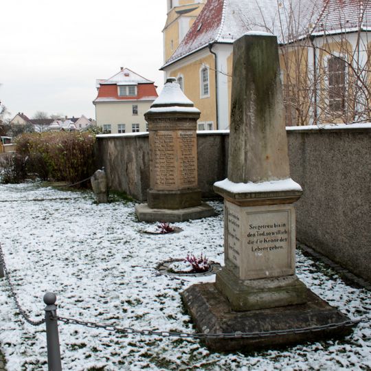 Kriegerdenkmale Großkmehlen