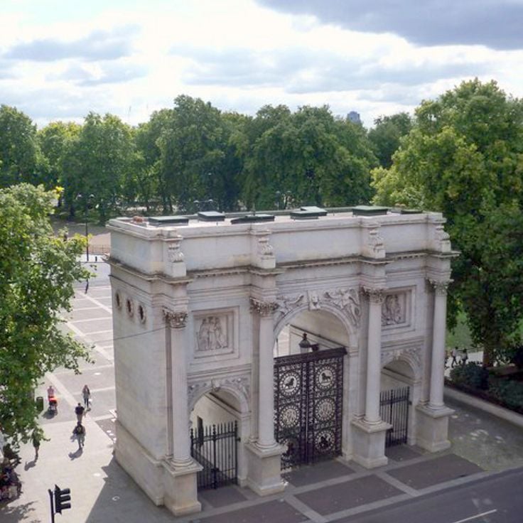 Мраморная арка