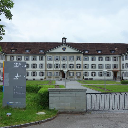 Wülflingen, Kantonales Pflegeheim mit Nebengebäuden