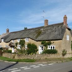 Middlefield Farmhouse, And Cottage Attached To North