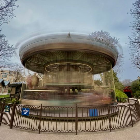 Les Chevaux Galopants