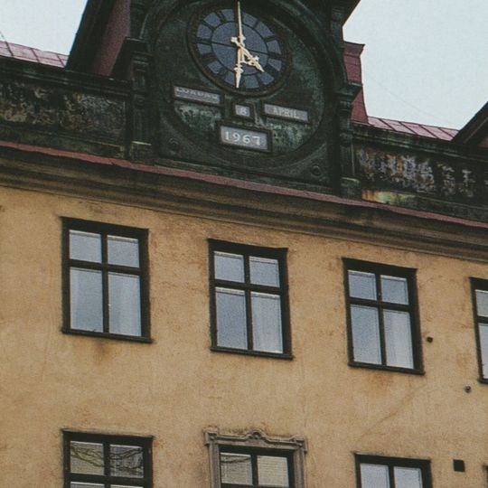 Linderoths kalenderur‎