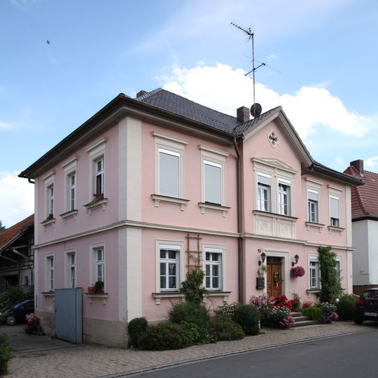 Stattliches Wohnhaus eines Bauernhofs