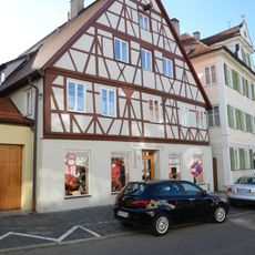 Wohn- und Geschäftshaus