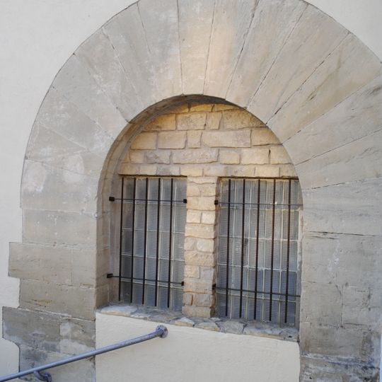 Portal d'entrada a l'Hospital Jueu