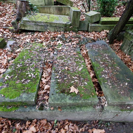 Grave of Unidentified25