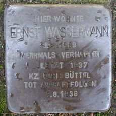 Stolperstein en memoria de Ernst Wassermann