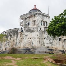 Fort William Lighthouse