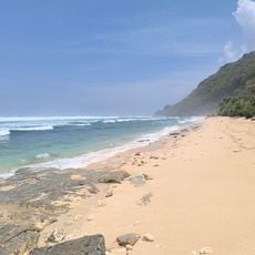 Nyang Nyang Beach