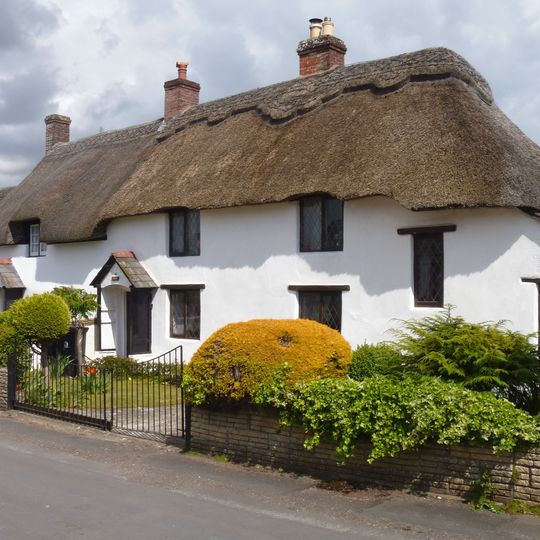 Ivy Cottage  Sturmey Cottage
