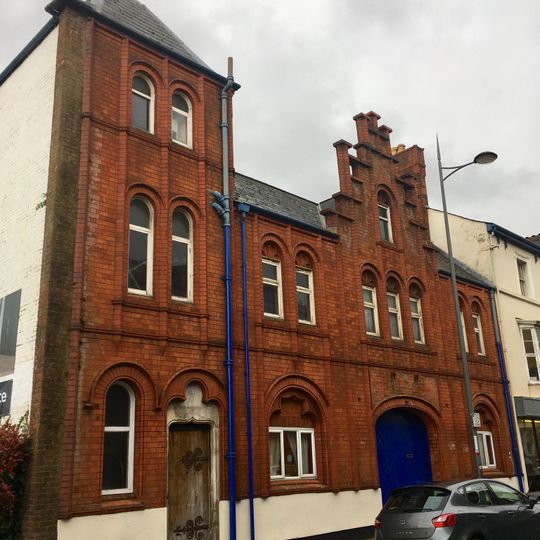 121 Lower Dock Street, Newport