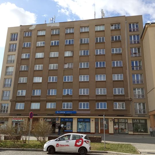 Kubánské náměstí 1 & 2