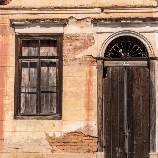 Heritage listed building at Rua Ana Cintra, 417