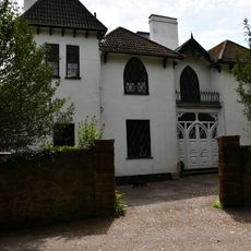 Elm Cottage  The Elms