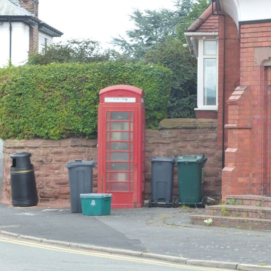 K6 Telephone Kiosk In Forecourt Of Post Office