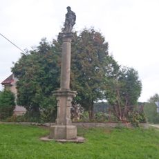 Sloup se sochou Krista v okovech v Březovicích