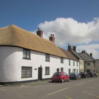 8 And 10, High Street