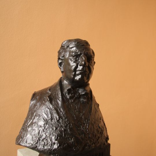 Bust of Miroslav Donutil