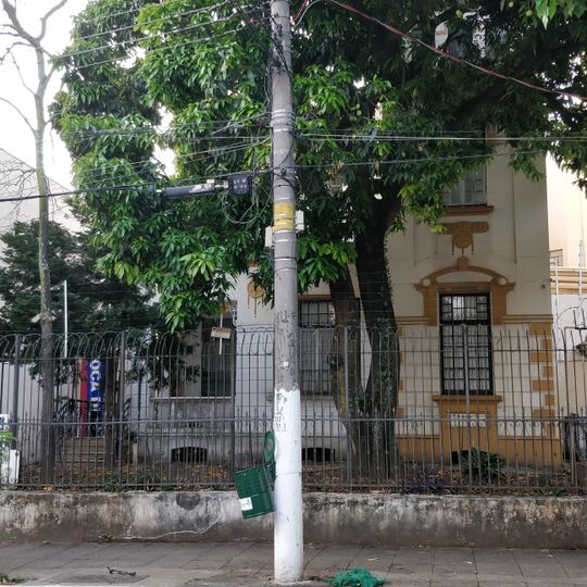 Building at Alameda Glete, 488