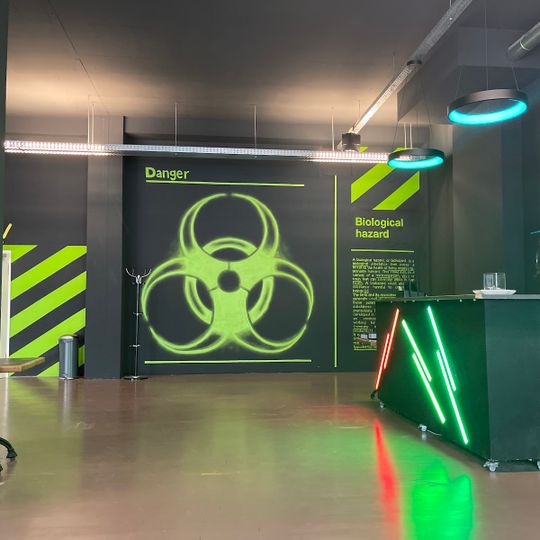 Black Room Escape Room