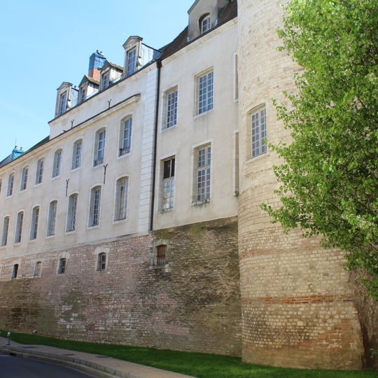 Palais épiscopal de Chalon-sur-Saône