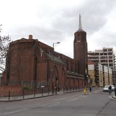 Church of the Holy Name and Our Lady of the Sacred Heart, Bow