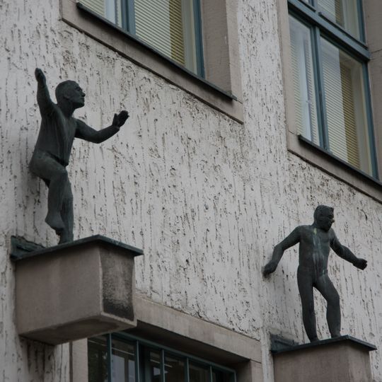 Sieben Figuren