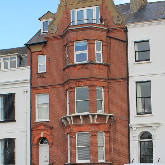 No 21, Handrail And Area Railings