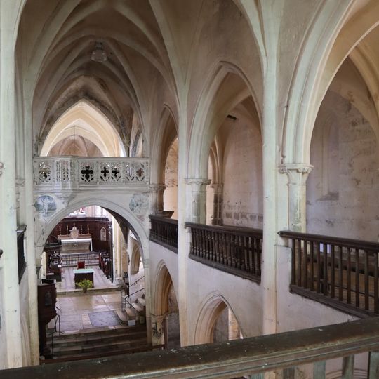 Église Saint-Genest de Flavigny-sur-Ozerain