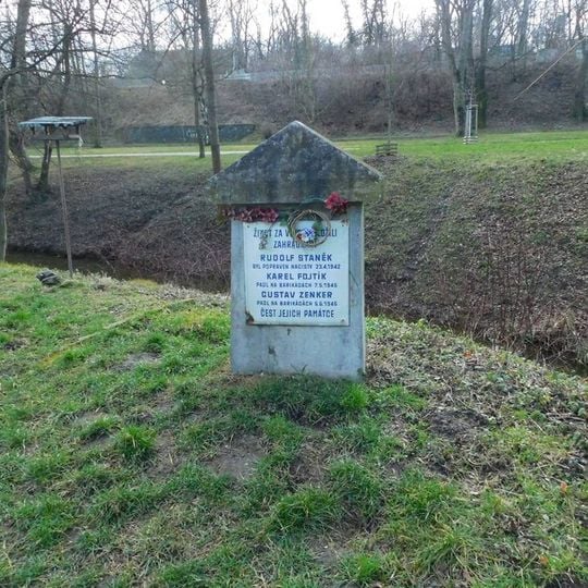 Pomníček zahrádkářům ve Stromovce