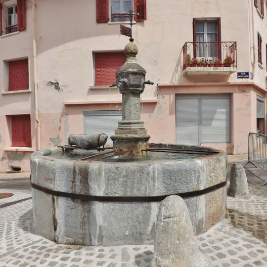 Fontaine en granit de Modane