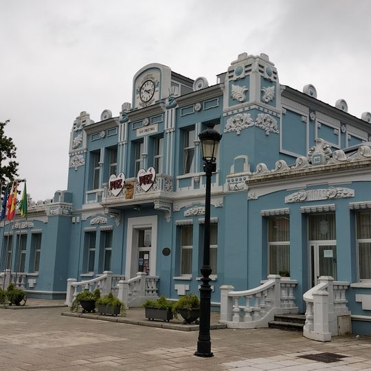 Casa consistorial de Colindres