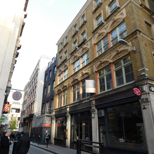 19-21, Watling Street Ec4