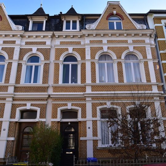 Kurfürstenstraße 8