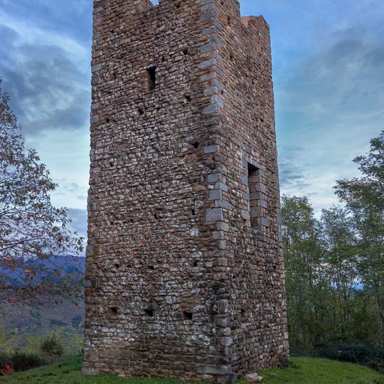 Defensive towers of Popiglio