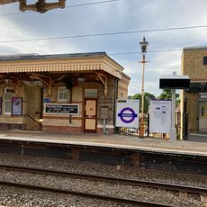 Main Up Side Building and Downside Island Platform at Hanwell Station