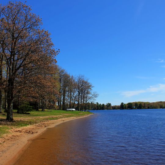 Twin Lakes State Park