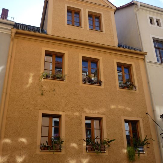 Wohnhaus in geschlossener Bebauung Lunitz 5