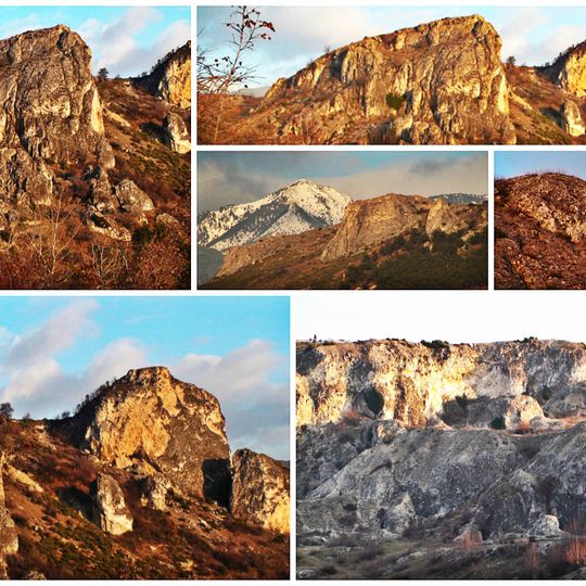 Скално светилище