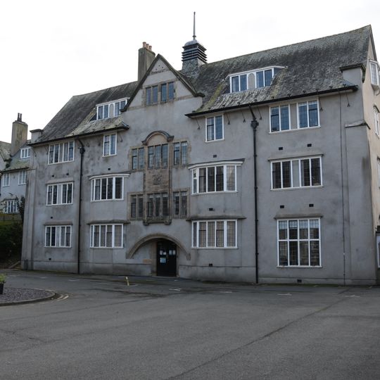 Neuadd Alun College Road