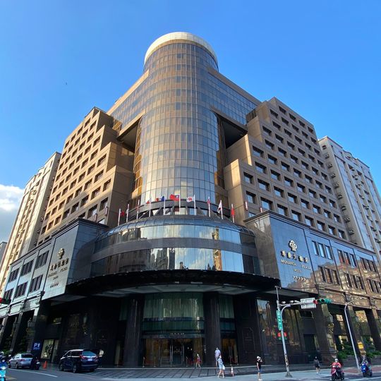 Monarch Plaza Hotel